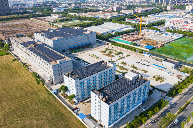 攝圖網(wǎng)_501625029_banner_工廠屋頂太陽能系統(tǒng)（企業(yè)商用）.jpg